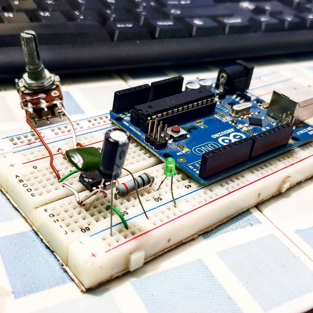 Arduino y microcontroladores
