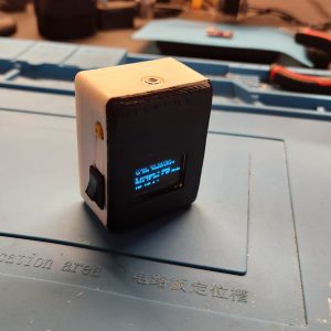 KIT “ESP32-C3 Termómetro Infrarrojo con OLED y WiFi – Medidor de Temperatura Futurista DIY”